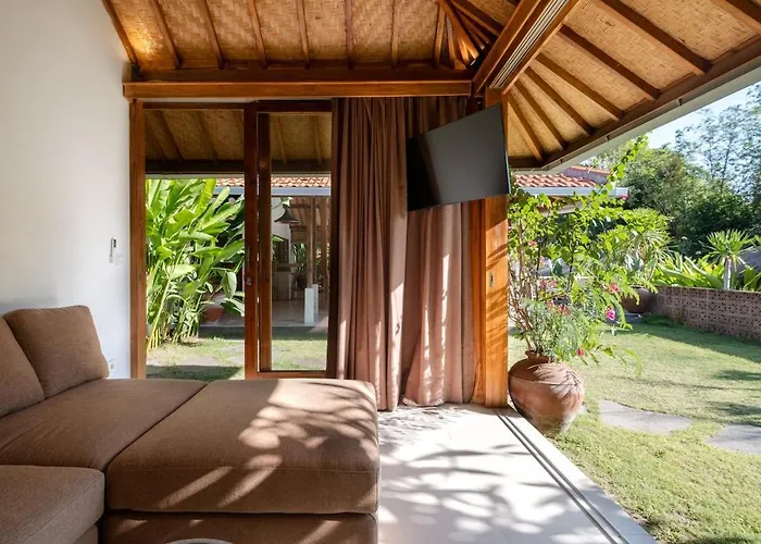 Villa 3br Joglo Catalina - Family Gataway - Heart Of Uluwatu (Bali)