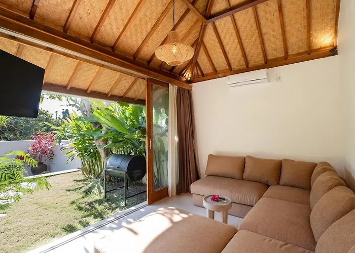 3br Joglo Catalina - Family Gataway - Heart Of Villa *